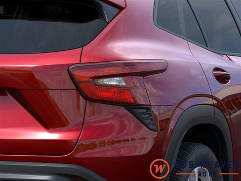 New 2026 Chevrolet Trax LS w/ LS Convenience Package FWD image 13