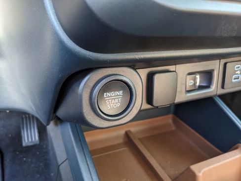 Certified 2024 Ford Maverick Lariat w/ FX4 Off-Road Package image 25