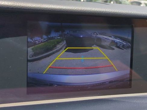 Used 2019 Lexus IS 300 RWD image 19
