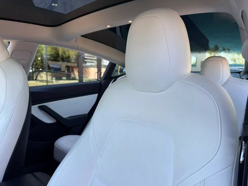 Used 2019 Tesla Model 3 Long Range AWD/4WD image 16