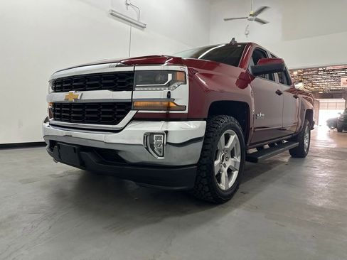 Used 2017 Chevrolet Silverado 1500 LT w/ Texas Edition RWD image 23