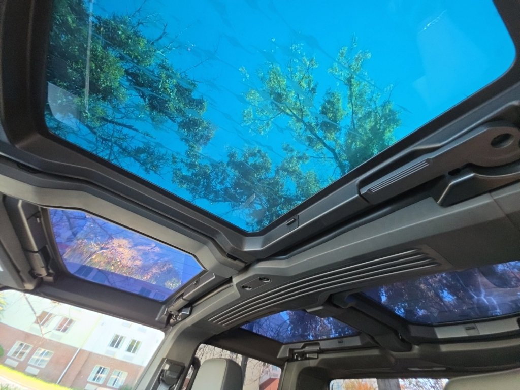 Used 2025 GMC Hummer EV 2X AWD/4WD image 28