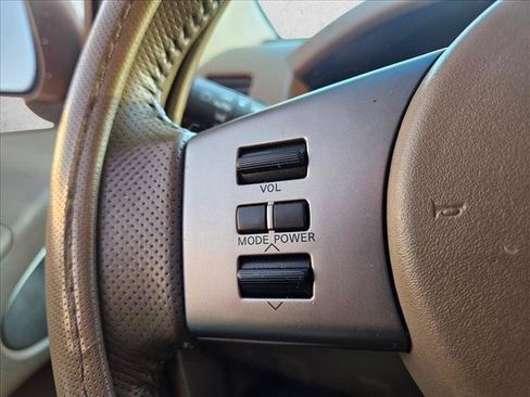 Used 2005 Nissan Frontier LE w/ (H03) Rockford Fosgate Pkg RWD image 20
