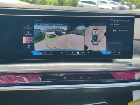 Used 2024 BMW i7 eDrive50 image 18