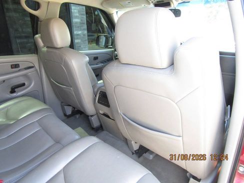 Used 2006 Chevrolet Avalanche Z71 w/ Sun And Sound Package AWD/4WD image 16