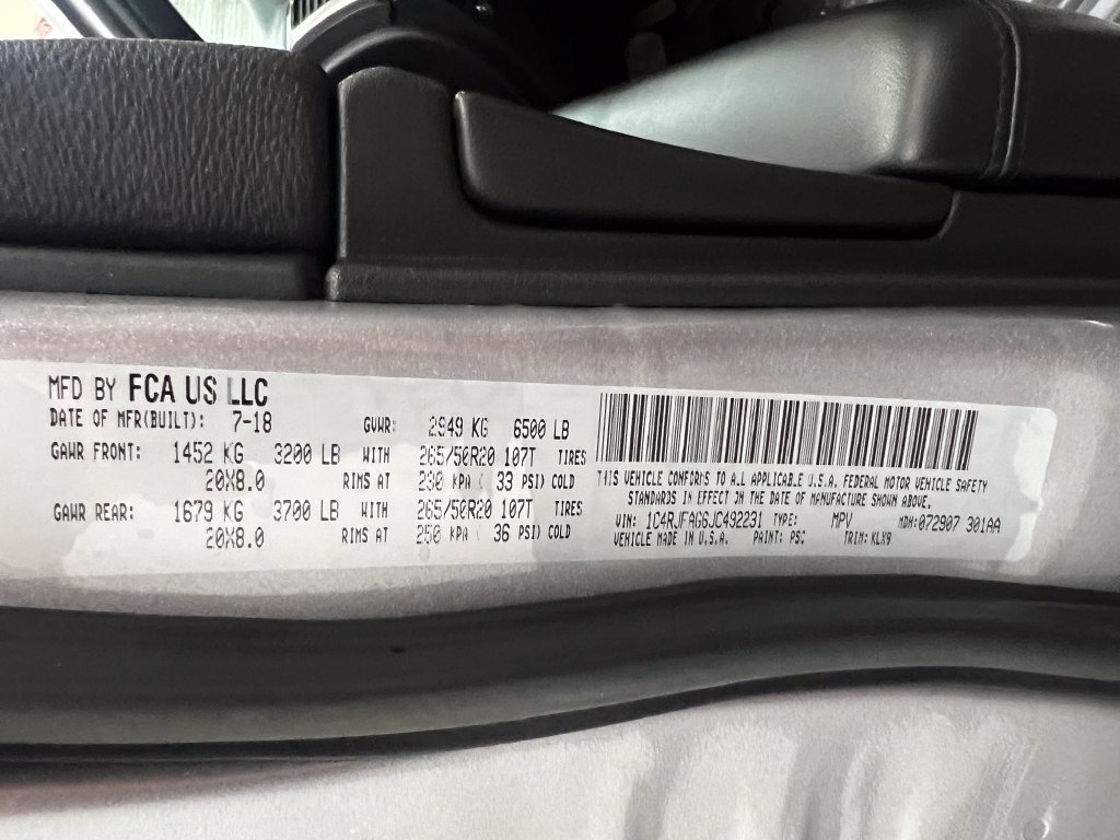 Used 2018 Jeep Grand Cherokee Altitude AWD/4WD image 34