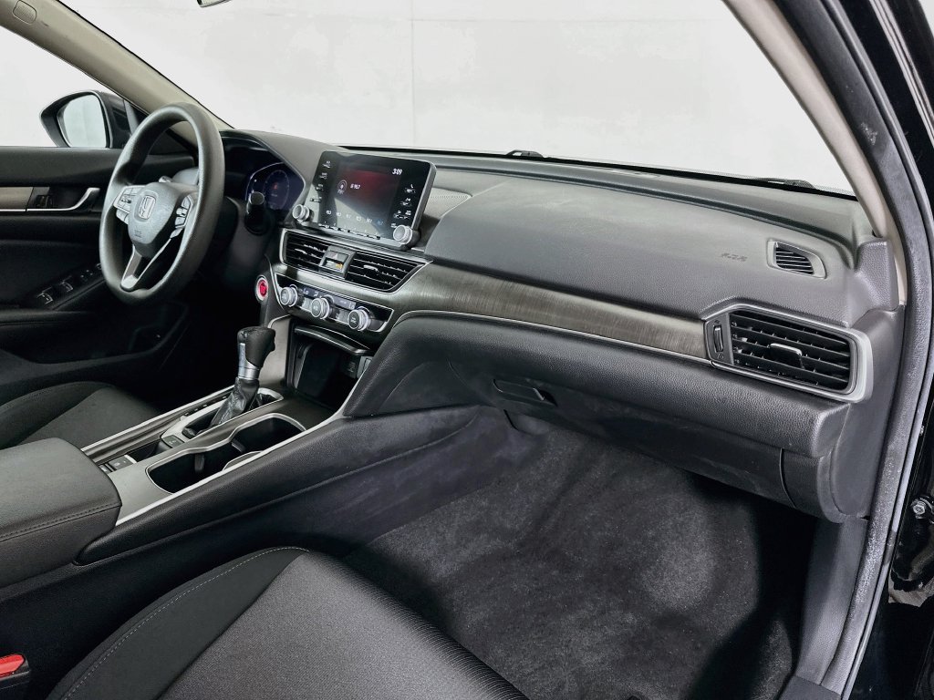 Certified 2019 Honda Accord LX image 27