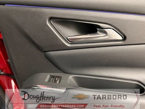 New 2026 Chevrolet Traverse RS w/ LPO, Floor Liner Package FWD image 37