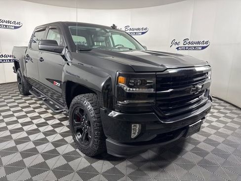 Used 2017 Chevrolet Silverado 1500 LTZ Z71 w/ Midnight Edition image 5