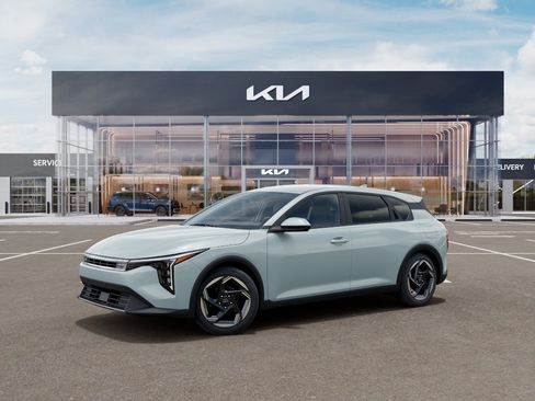 New 2026 Kia K4 GT-Line Turbo FWD image 3