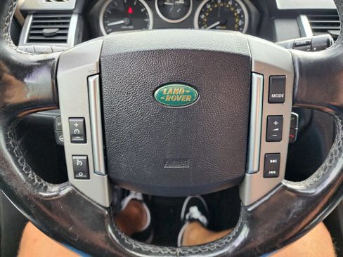 Used 2009 Land Rover Range Rover Sport HSE image 17