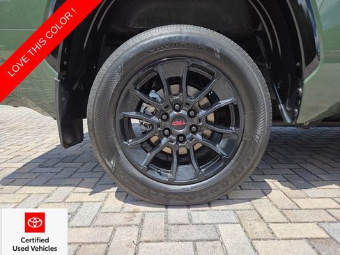 Used 2022 Toyota Tundra 1794 Edition w/ TRD Off-Road Package AWD/4WD image 19