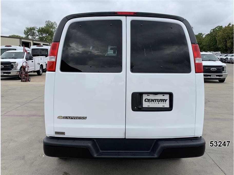 Used 2025 Chevrolet Express 3500 LS RWD image 7