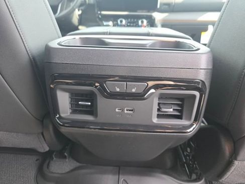 New 2026 GMC Sierra 2500 AT4 AWD/4WD image 23
