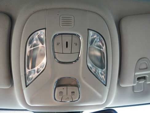 Used 2022 Jeep Compass Limited w/ Sun and Sound Group AWD/4WD image 25