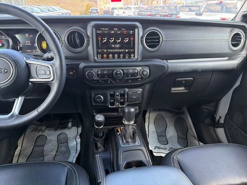 Certified 2023 Jeep Wrangler Unlimited Sahara w/ Cold Weather Group image 20