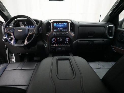 Used 2022 Chevrolet Silverado 1500 High Country image 5