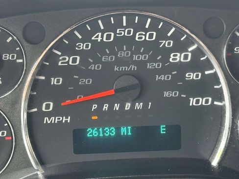Used 2014 Chevrolet Express 2500 RWD image 33