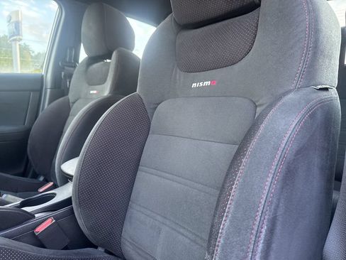 Used 2018 Nissan Sentra NISMO FWD image 9