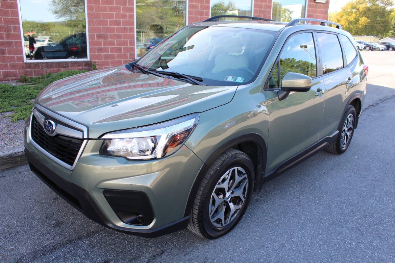 Used 2019 Subaru Forester Premium w/ All-Weather Package AWD/4WD image 2