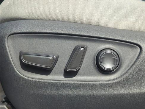 New 2025 Toyota RAV4 XLE image 13