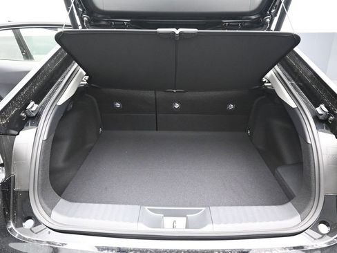 New 2026 Toyota Prius Plug-In Hybrid image 12