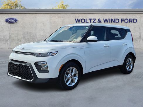 Used 2020 Kia Soul S FWD image 3