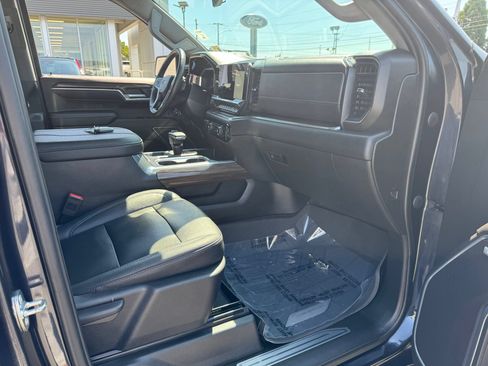 Used 2023 Chevrolet Silverado 1500 RST w/ Convenience Package II AWD/4WD image 25