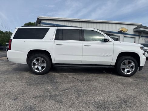 Used 2018 Chevrolet Suburban LT AWD/4WD image 8
