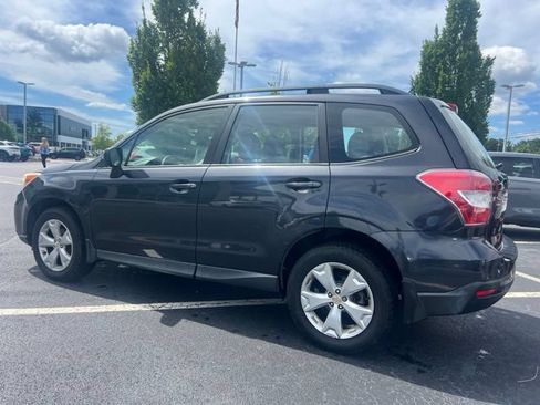 Used 2015 Subaru Forester 2.5i w/ Alloy Wheel Package AWD/4WD image 9