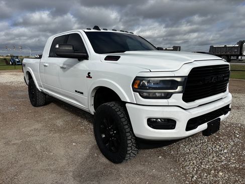 Used 2020 RAM 2500 Laramie AWD/4WD image 7