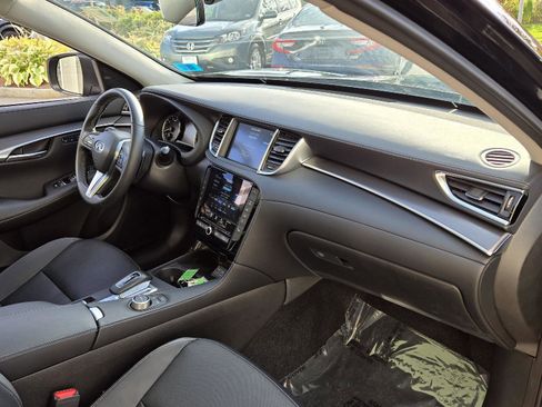 Certified 2023 INFINITI QX50 Luxe image 19