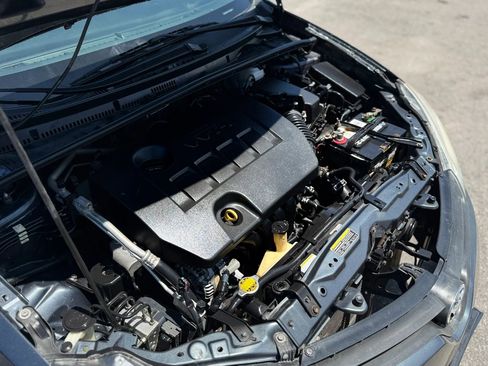 Used 2014 Toyota Corolla LE FWD image 14