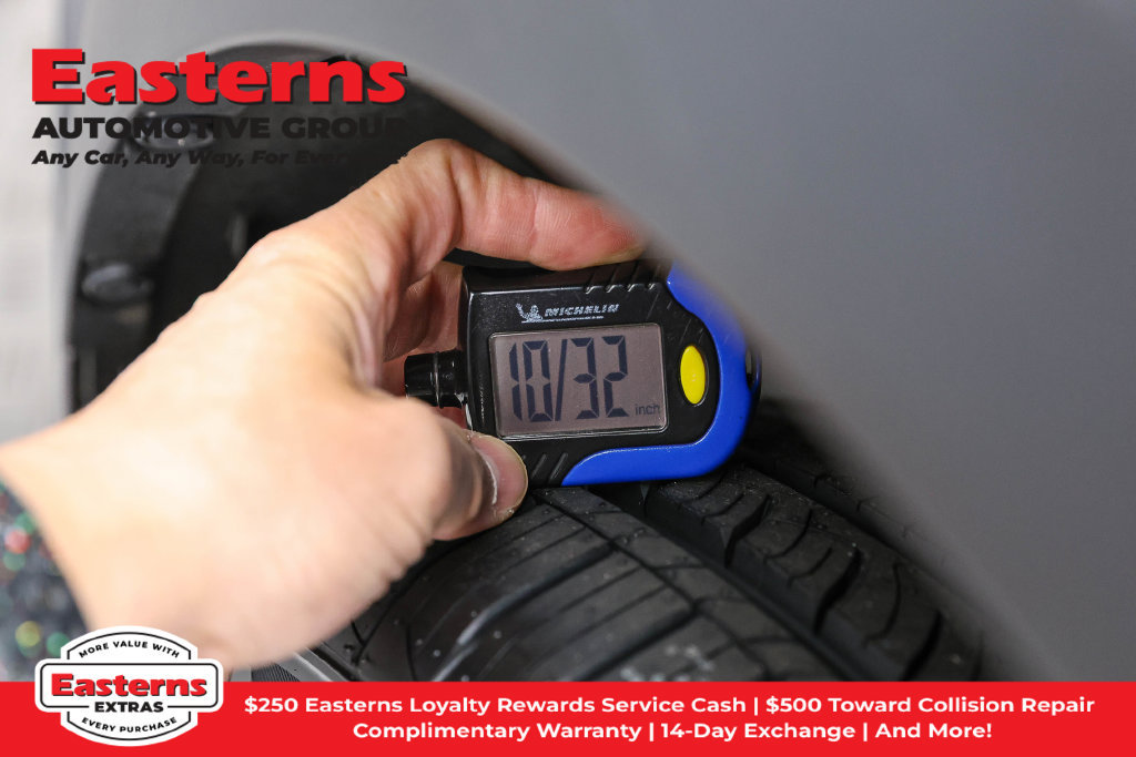 Used 2023 Subaru Solterra AWD image 31