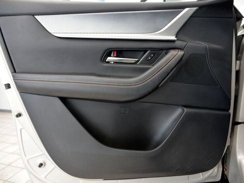 Certified 2024 MAZDA CX-90 Plug-In Hybrid w/ Preferred AWD/4WD image 14