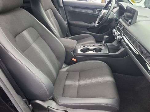 Used 2023 Honda Civic Sport image 19