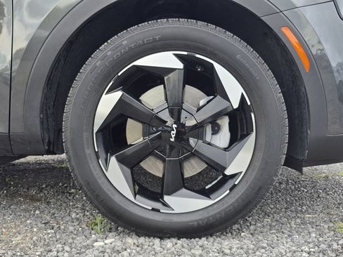 Certified 2025 Kia Sorento SX Prestige AWD/4WD image 13