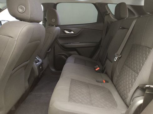 Used 2022 Chevrolet Blazer LT FWD image 18