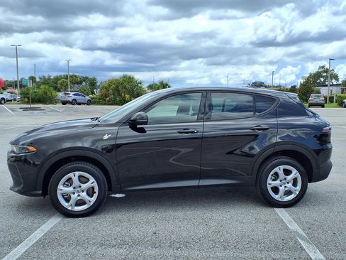 Used 2024 Dodge Hornet GT AWD/4WD image 4