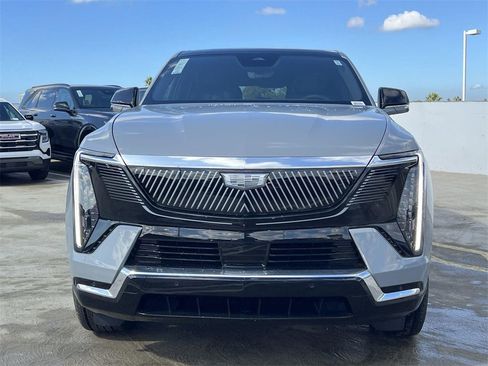 New 2026 Cadillac Escalade IQ Luxury 1 image 7