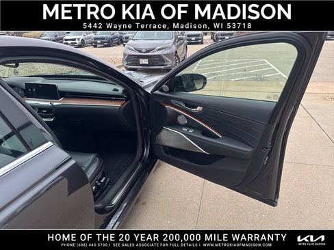 Used 2020 Kia K900 Luxury w/ VIP Package AWD/4WD image 37
