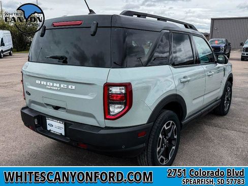 Used 2024 Ford Bronco Sport Outer Banks w/ Tech Package AWD/4WD image 10