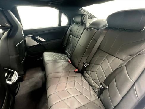 New 2025 BMW i7 eDrive50 RWD image 18