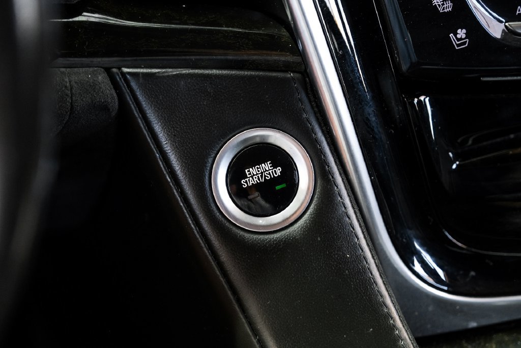 Used 2020 Cadillac Escalade Platinum AWD/4WD image 18