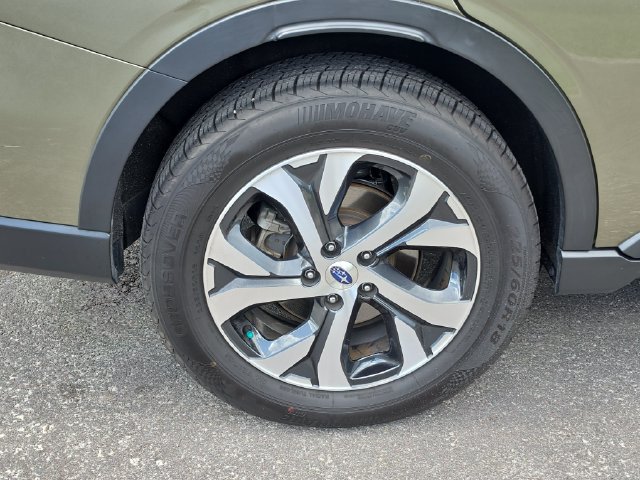 Used 2022 Subaru Outback Limited AWD/4WD image 5