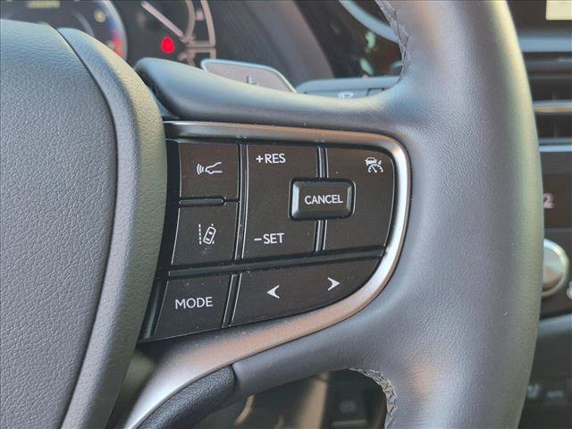 Certified 2024 Lexus ES 350 w/ Premium Package FWD image 10