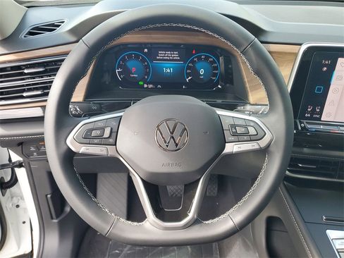 New 2026 Volkswagen Atlas SE image 27