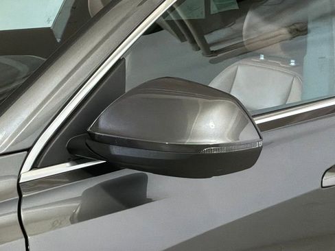 Used 2025 Audi Q8 Premium w/ Convenience Package image 26