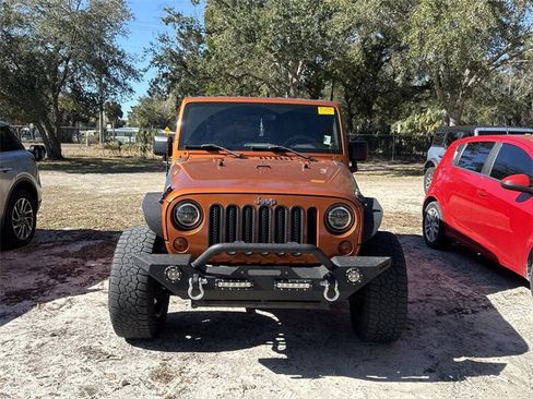 Used 2010 Jeep Wrangler Unlimited Sport image 3