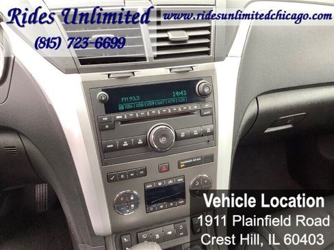 Used 2010 Chevrolet Traverse LT w/ Personal Connectivity Package image 18